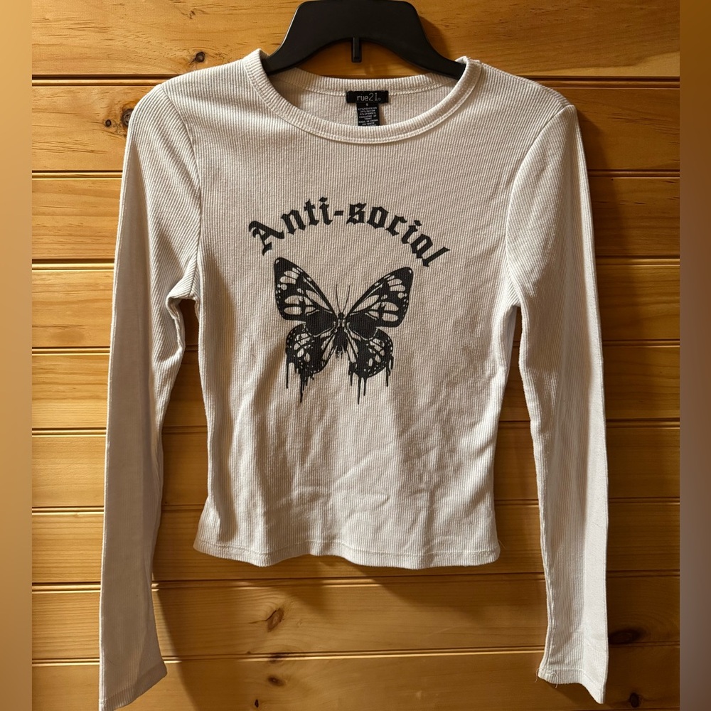 Rue21 Anti-social Skull/Butterfly Long Sleeve